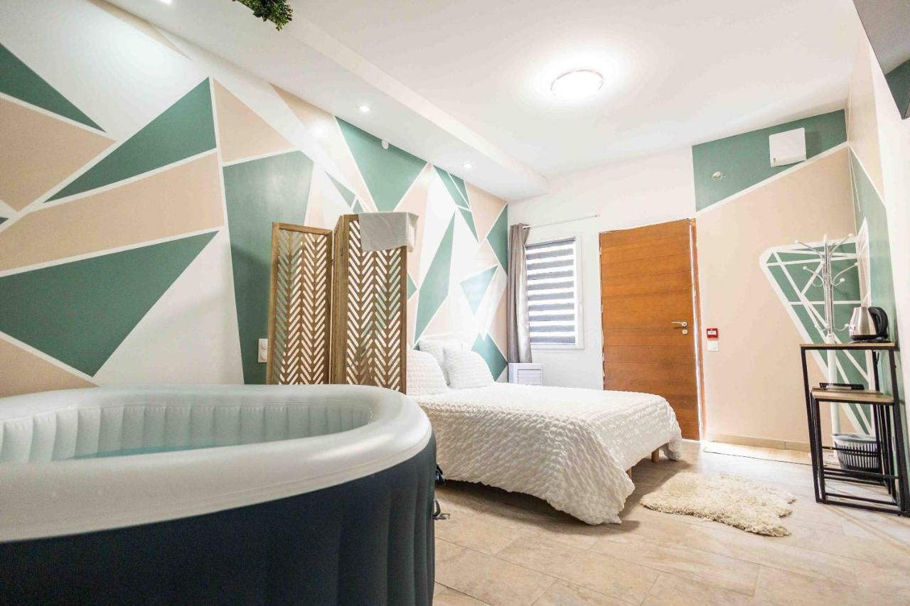 Hotel Center Saint-Quentin Centre Gare Екстериор снимка