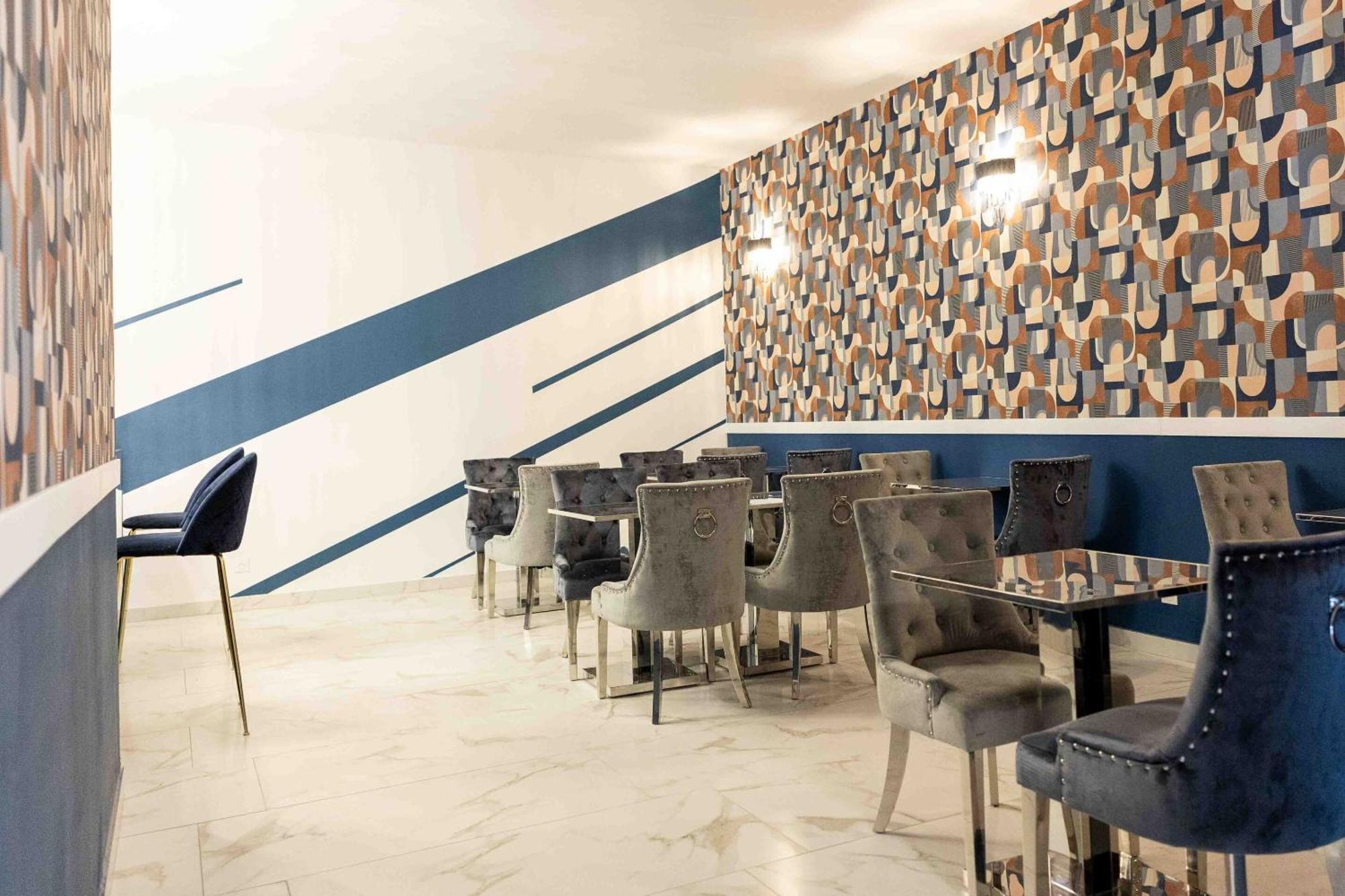 Hotel Center Saint-Quentin Centre Gare Екстериор снимка